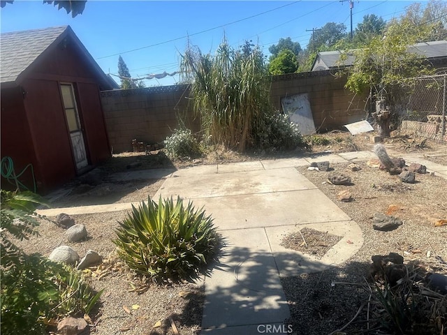 863 S Vanhorn Ave N, West Covina, CA 91790 - view of patio