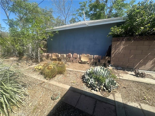 863 S Vanhorn Ave N, West Covina, CA 91790 - view of side of property featuring stucco siding