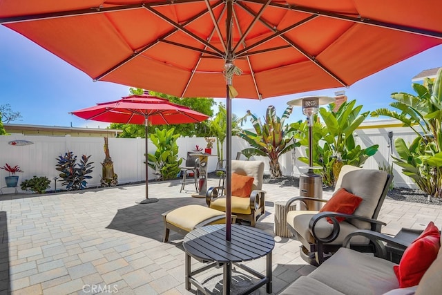 9171 Heatherton Cir, Huntington Beach, CA 92646 - fenced backyard featuring a patio area