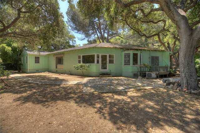 520 Linda Vista Ave, Pasadena, CA 91105 - rear view of house featuring crawl space and central AC