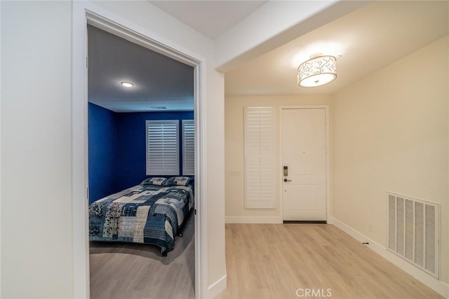 1521 Summerfield Way, Beaumont, CA 92223 - foyer entrance with wood finished floors and baseboards