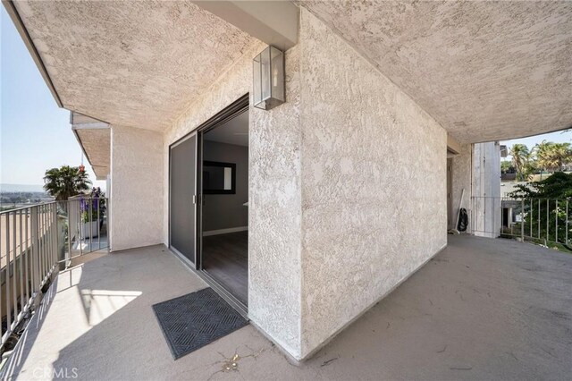 1995 Molino Ave Unit 301, Signal Hill, CA 90755 - view of patio / terrace featuring a balcony