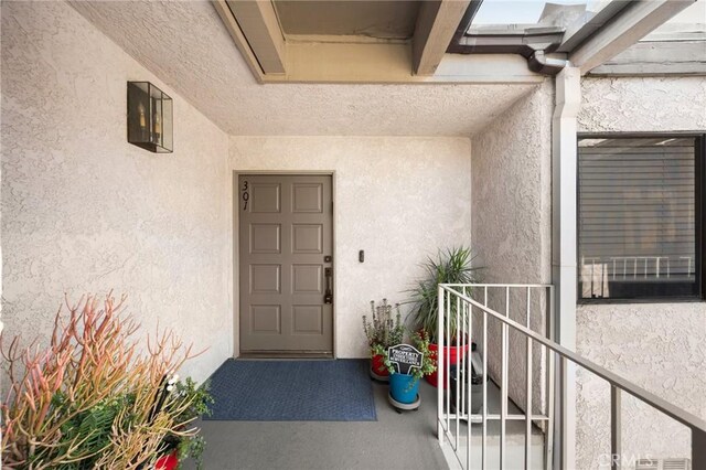 1995 Molino Ave Unit 301, Signal Hill, CA 90755 - view of exterior entry featuring stucco siding