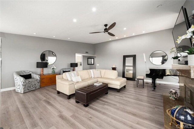 1995 Molino Ave Unit 301, Signal Hill, CA 90755 - living area featuring ceiling fan, light wood finished floors, recessed lighting, and baseboards