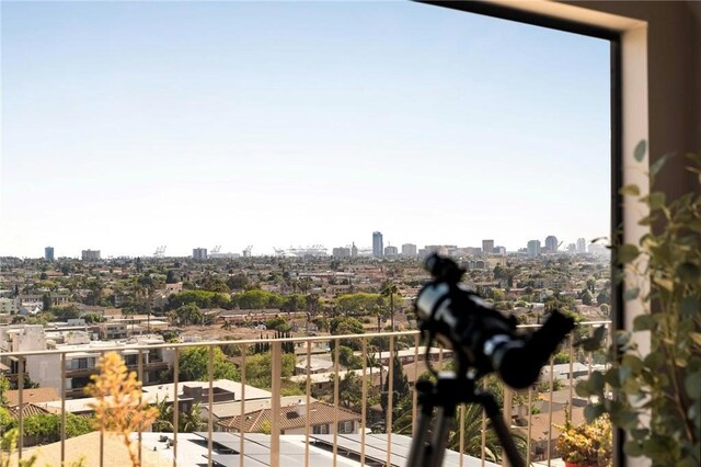 1995 Molino Ave Unit 301, Signal Hill, CA 90755 - balcony with a view of skyline