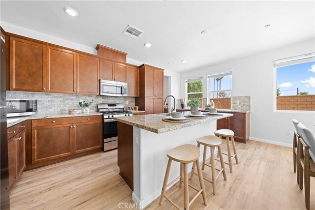 7027 Avignon Dr, Chino, CA 91710