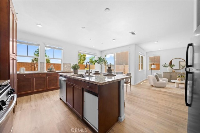 7027 Avignon Dr, Chino, CA 91710