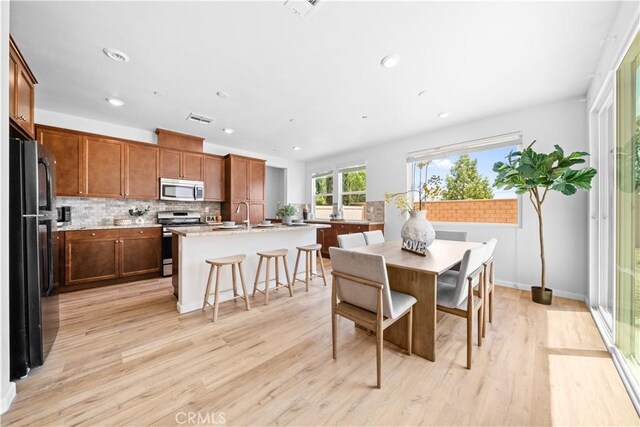 7027 Avignon Dr, Chino, CA 91710