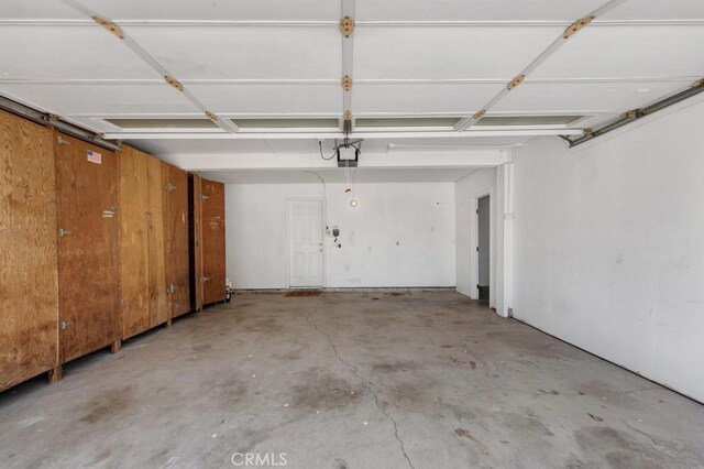 575 Nicole Dr, Newbury Park, CA 91320 - garage featuring a garage door opener