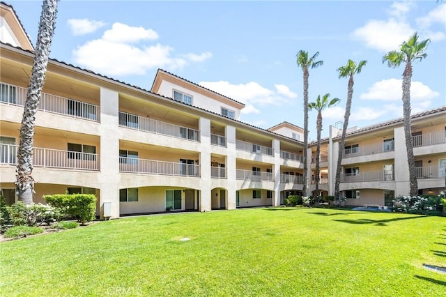 17230 Newhope St Unit 309, Fountain Valley, CA 92708 - view of apartment building / complex