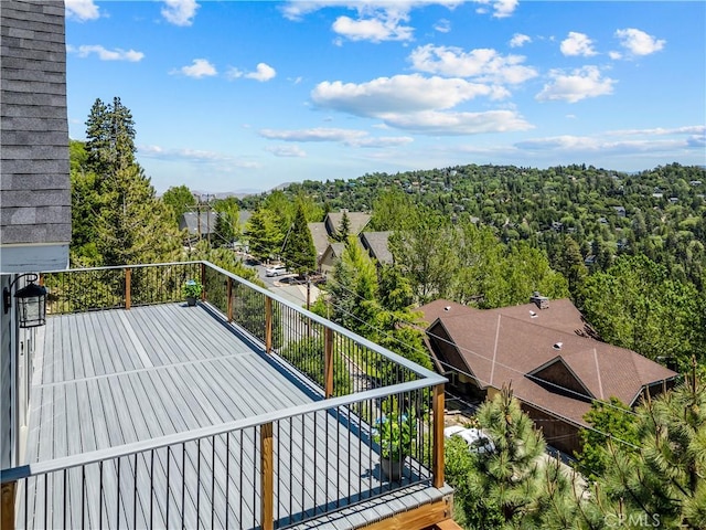 851 Madera Ln, Lake Arrowhead, CA 92352 - view of wooden deck