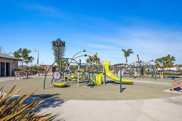 1710 Moon Orchid Ave, Chula Vista, CA 91913 - view of community playground