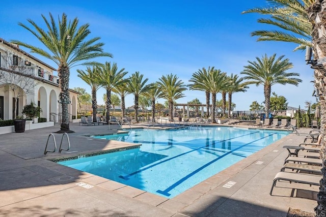 1710 Moon Orchid Ave, Chula Vista, CA 91913 - community pool with a patio