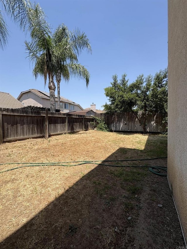 6049 N Constance Ave, Fresno, CA 93722 - view of fenced backyard