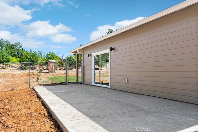 5863 Kibler Rd, Paradise, CA 95969 - view of patio / terrace with a gate