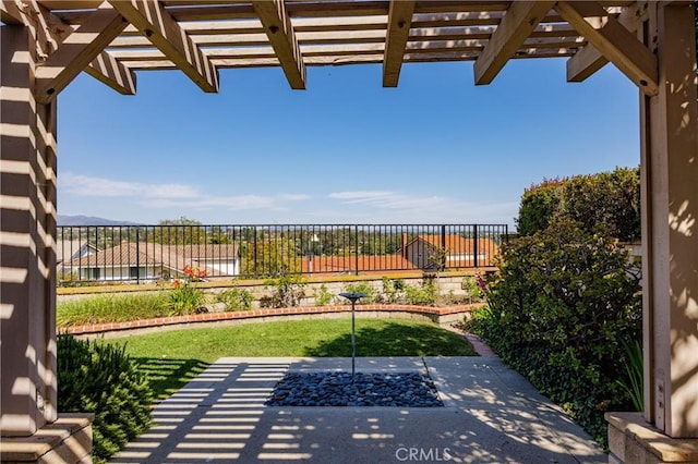 23552 Campestre, Mission Viejo, CA 92691 - fenced backyard with a pergola and a patio area