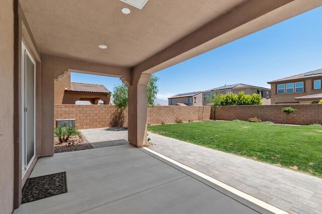 35404 Domani Dr, Palm Desert, CA 92211 - fenced backyard featuring a patio