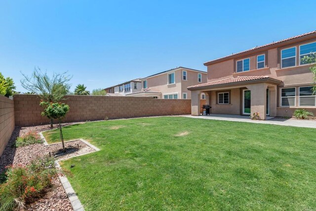 35404 Domani Dr, Palm Desert, CA 92211 - fenced backyard with a patio area