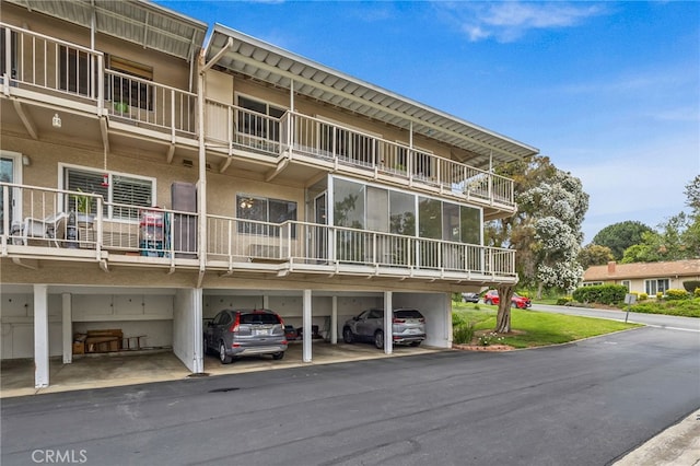 5359 Algarrobo Unit 1A, Laguna Woods, CA 92637 - view of property with covered parking