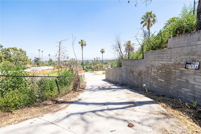 875 W Vista Dr, San Bernardino, CA 92405