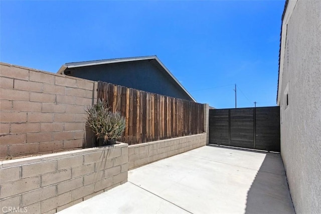 3275 Dalhart Ave, Simi Valley, CA 93063 - view of patio