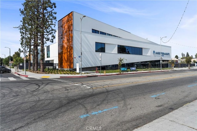 10443 E Zamora Ave, Los Angeles, CA 90002 - view of building exterior