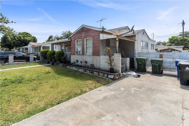 10443 E Zamora Ave, Los Angeles, CA 90002 - view of front of house featuring cooling unit