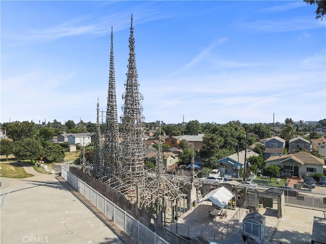 10443 E Zamora Ave, Los Angeles, CA 90002 - city view with nearby suburban area