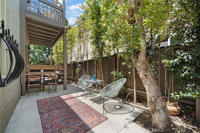 219 Redondo Ave, Long Beach, CA 90803 - view of patio