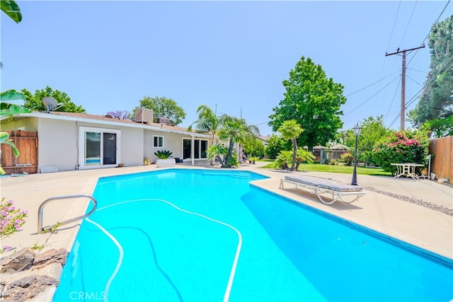 1016 N Marcella Ave, Rialto, CA 92376 - view of pool with a patio