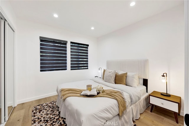 505 N Avon St, Burbank, CA 91505 - bedroom featuring light wood finished floors, recessed lighting, baseboards, and a closet
