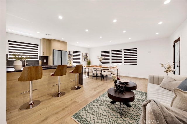 505 N Avon St, Burbank, CA 91505 - living area featuring light wood-type flooring and recessed lighting