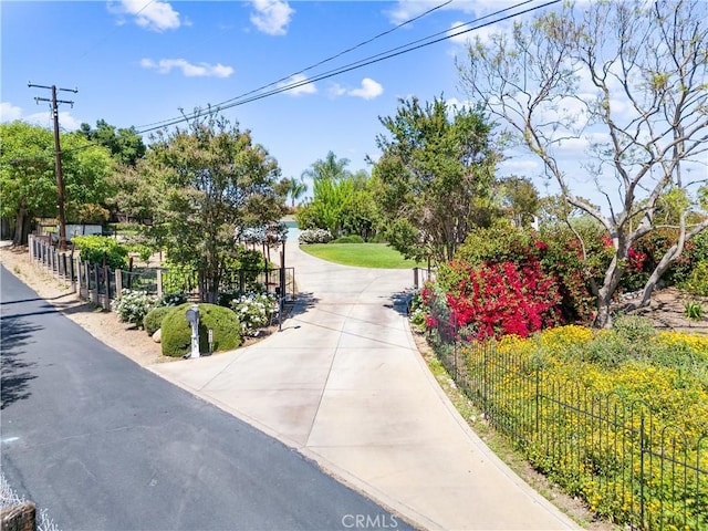 1422 Recado Rd, La Habra Heights, CA 90631 - view of concrete road