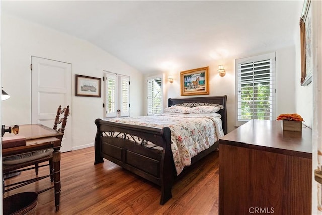 1422 Recado Rd, La Habra Heights, CA 90631 - bedroom featuring lofted ceiling, wood finished floors, and baseboards