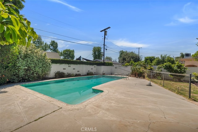 6130 Longridge Ave, Valley Glen, CA 91401 - view of swimming pool featuring a fenced backyard and a patio
