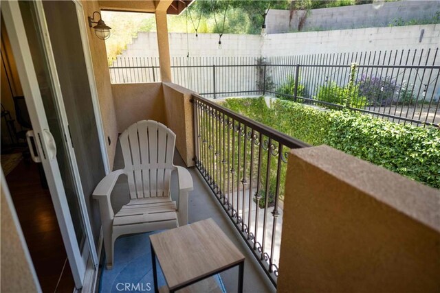 1630 Bridgeport Dr, Los Angeles, CA 90065 - view of balcony