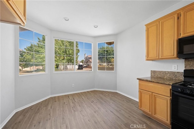36521 Silverado Dr, Palmdale, CA 93550 - photo 17