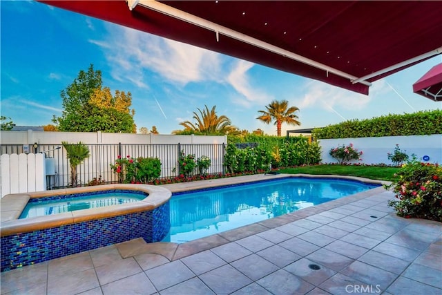 5250 Calatrana Dr, Woodland Hills, CA 91364 - view of pool featuring a fenced backyard, a patio, and a pool with connected hot tub