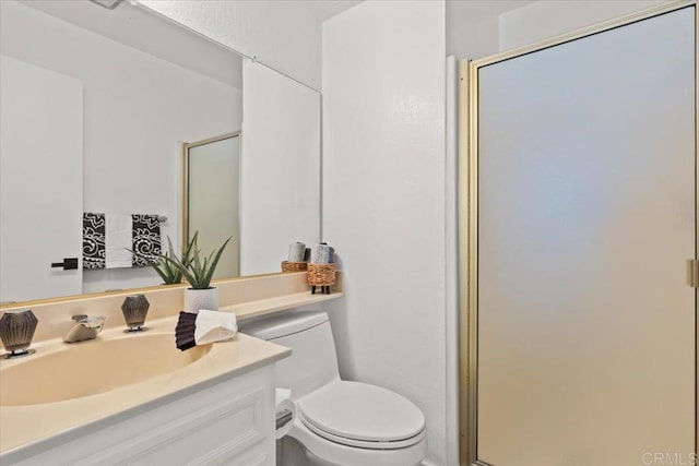 1435 Archwood Pl, Escondido, CA 92026 - full bathroom featuring toilet, vanity, and a shower stall