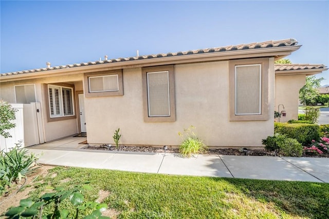 543 Northwood Ave, Banning, CA 92220 - view of front of home with stucco siding