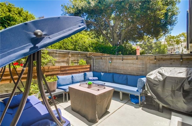 10402 Harlow Cir Unit 41, San Diego, CA 92108 - fenced backyard with an outdoor living space, area for grilling, and a patio area