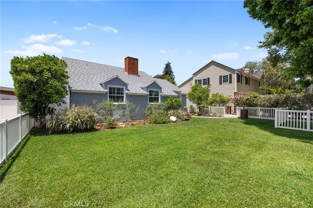 5023 Stern Ave, Sherman Oaks, CA 91423 - view of yard