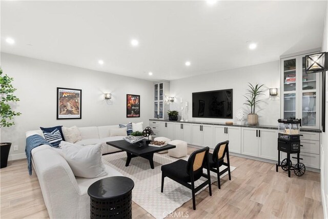 2141 Circle Dr, Hermosa Beach, CA 90254 - living area featuring light wood-style flooring and recessed lighting