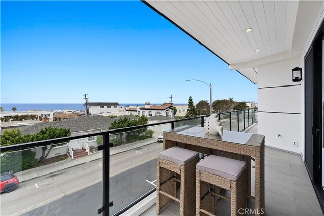 2141 Circle Dr, Hermosa Beach, CA 90254 - view of balcony
