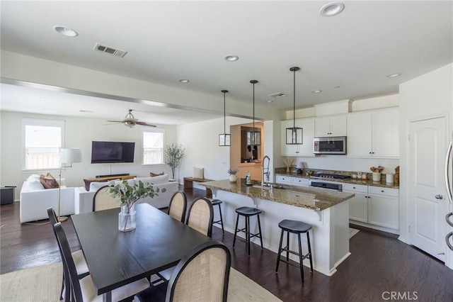 29590 Rawlings Way, Lake Elsinore, CA 92530 - dining area with recessed lighting, dark wood-type flooring, and ceiling fan