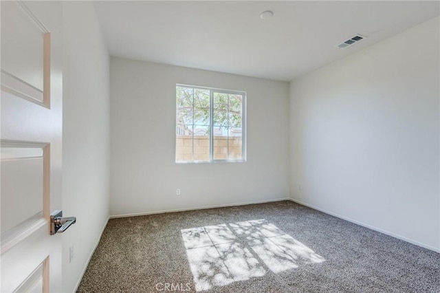 13119 Lancaster St, Hesperia, CA 92344 - carpeted empty room featuring baseboards