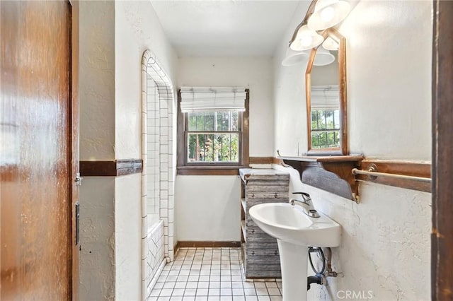 541 Randolph St, Pomona, CA 91768 - full bath with tile patterned flooring