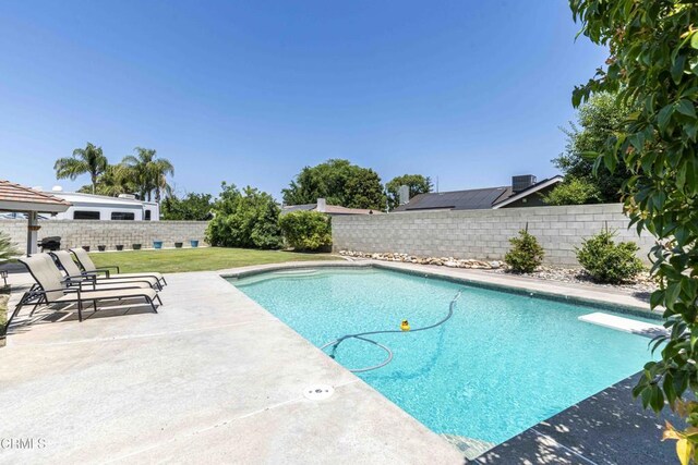 14000 Castlemaine Ave, Bakersfield, CA 93314 - view of pool featuring a fenced backyard and a patio area