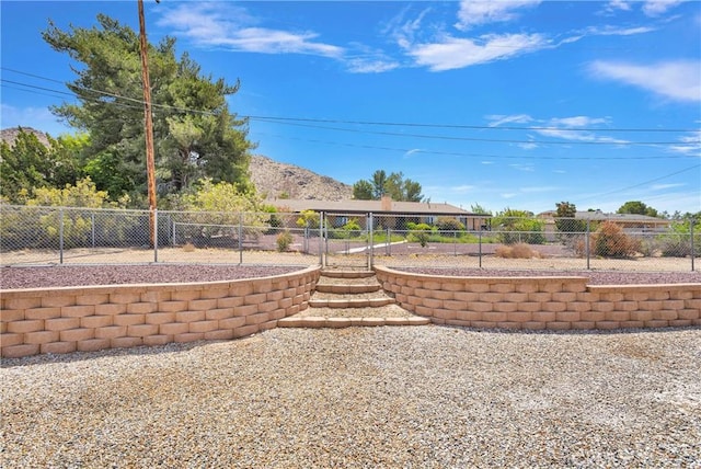 19410 Allegheny Ct, Apple Valley, CA 92307 - view of yard with a mountain view