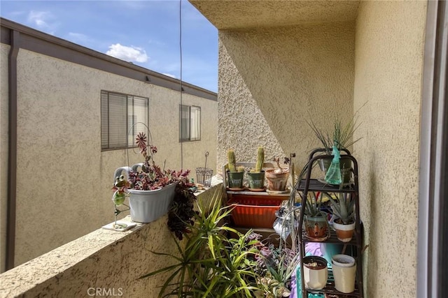 7035 Woodley Ave Unit 204, Van Nuys, CA 91406 - view of patio / terrace